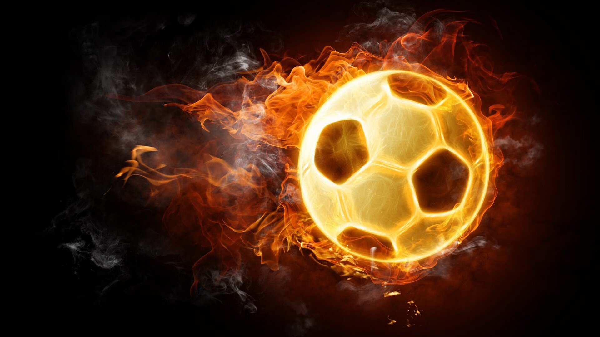 震耳欲聋的欢呼中，他完成了一次精准的长传，穆雷的回归，击碎了多少怀疑的坚冰？一记长传宣告回归，穆雷击碎所有质疑